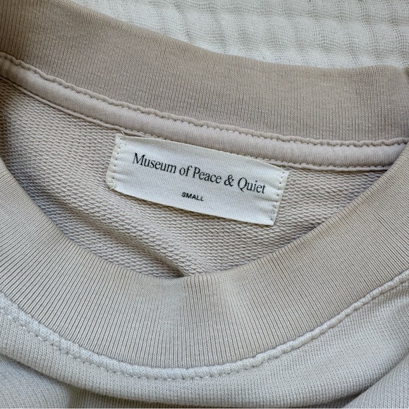 Museum of Peace & Quiet beige crewneck - Picture 5 of 7